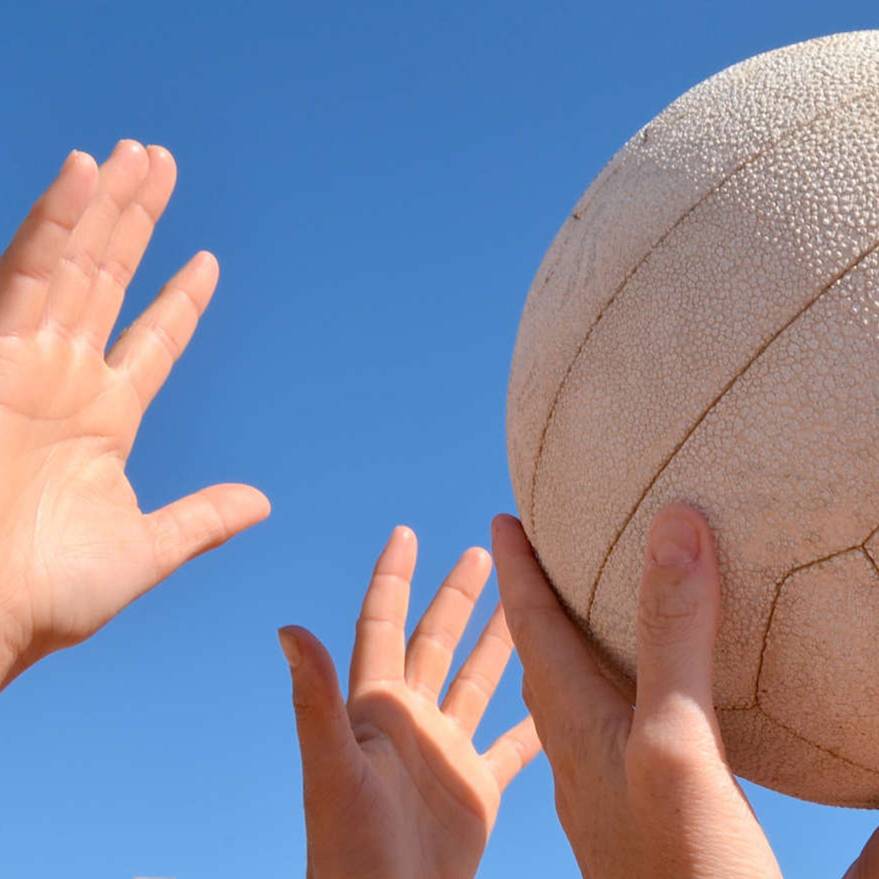 thumb_netball